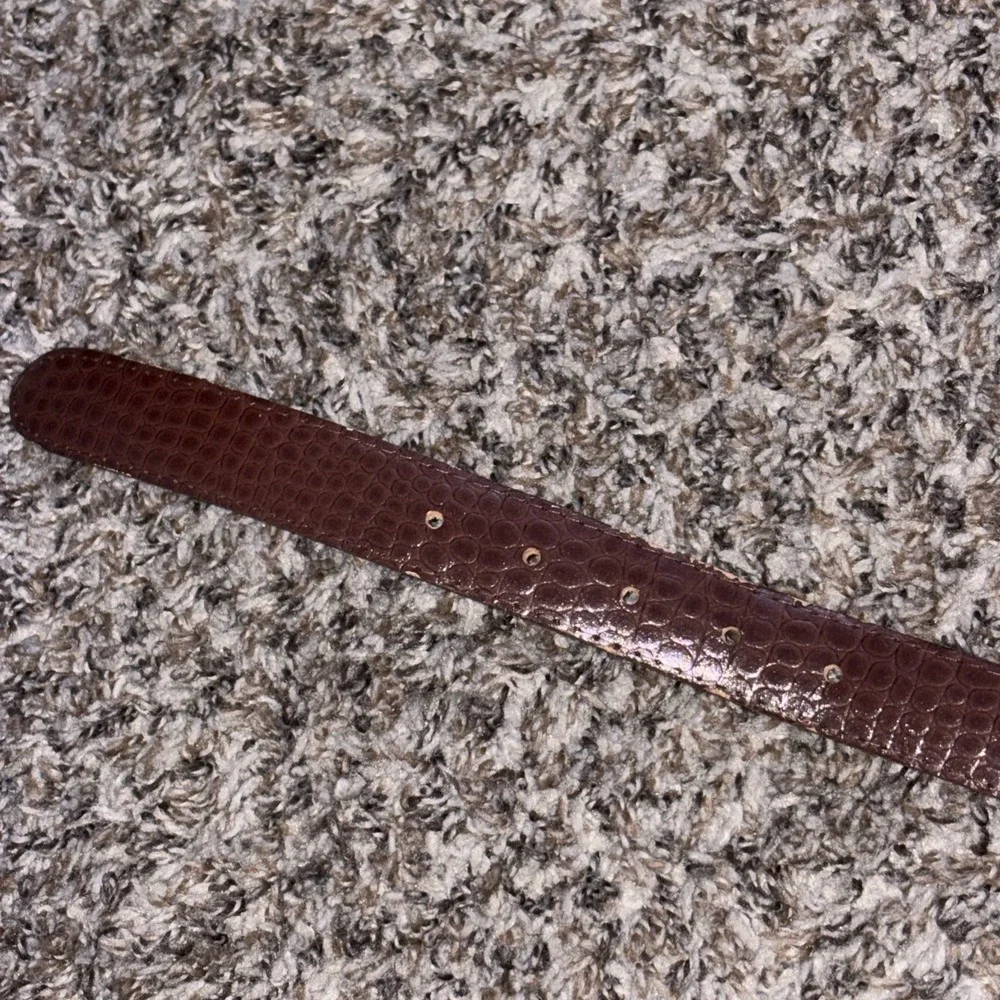 Vintage Astor Leather Belt Brown Croc Design Small USA Made Womens